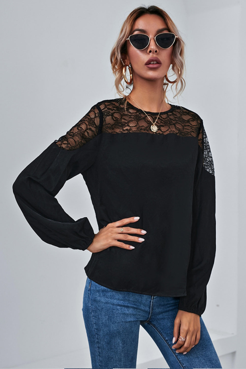 Mesh Stitching Long-Sleeved Shirt