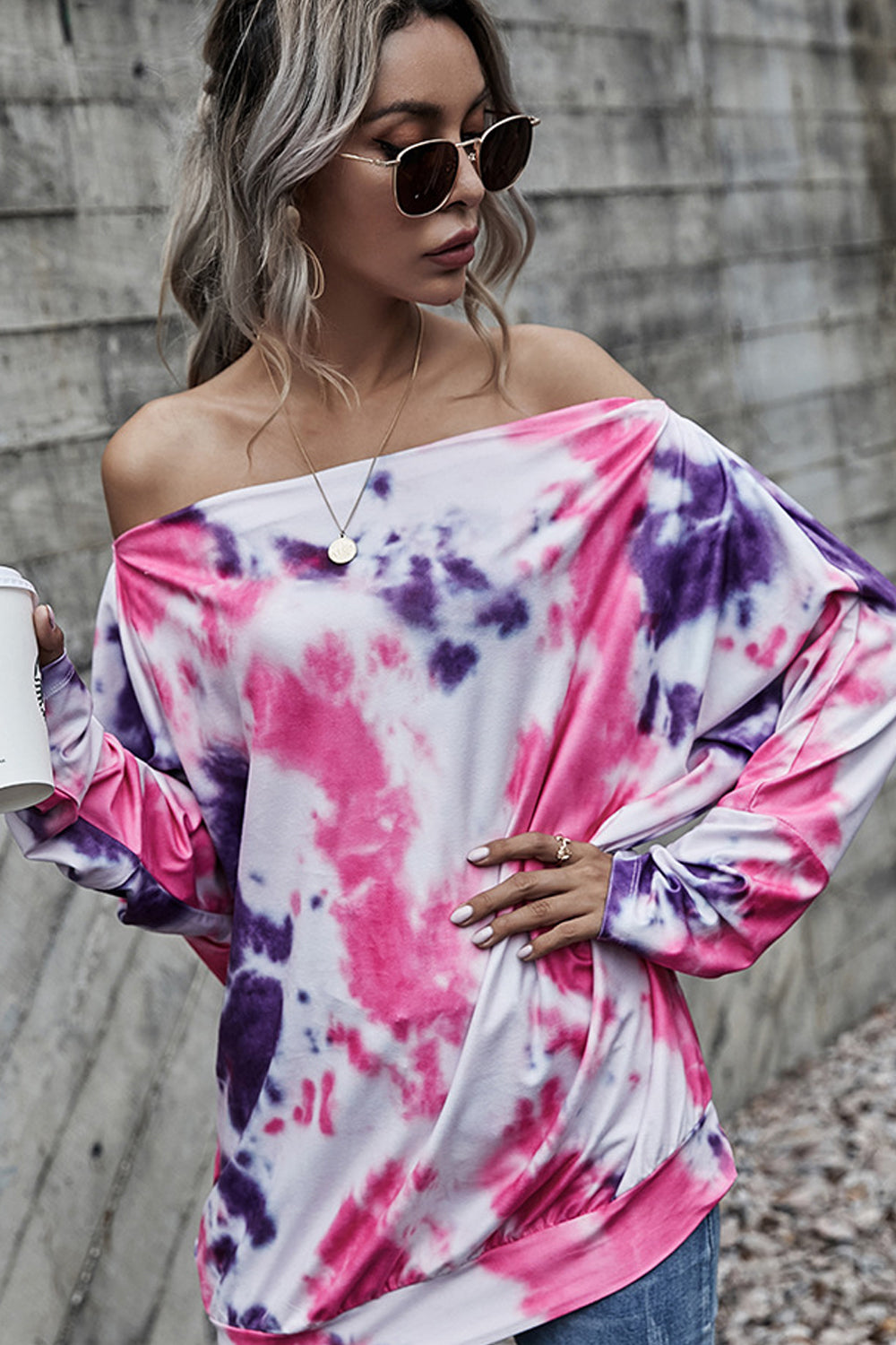 Off-the-shoulder Long-sleeved T-shirt