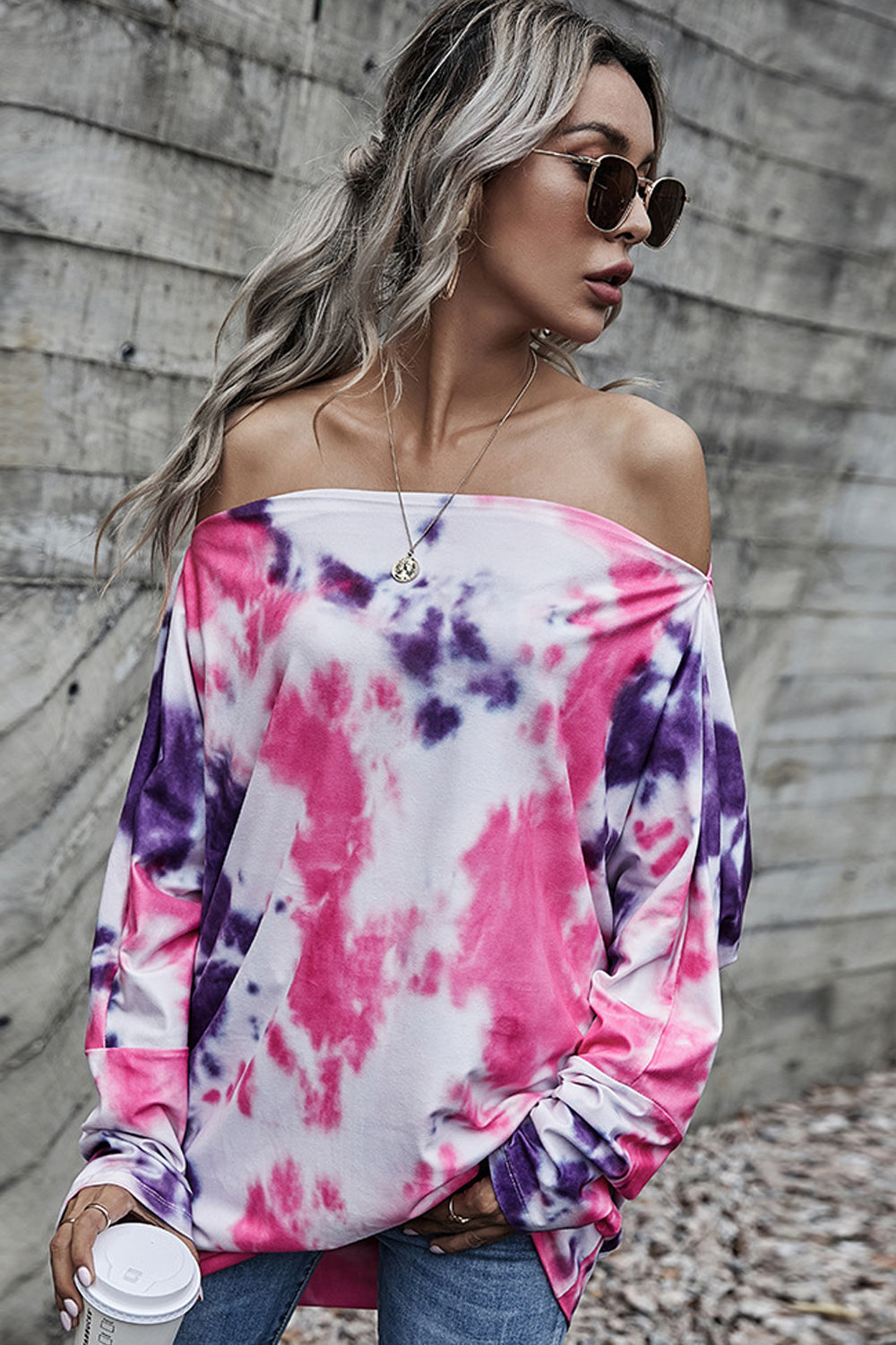 Off-the-shoulder Long-sleeved T-shirt