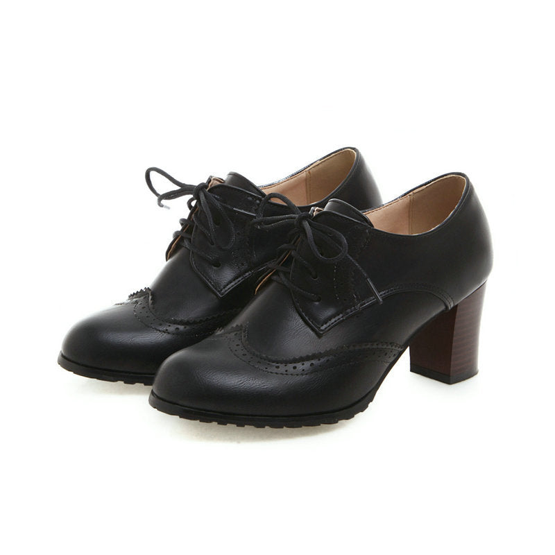 High-heeled lace-up brogues