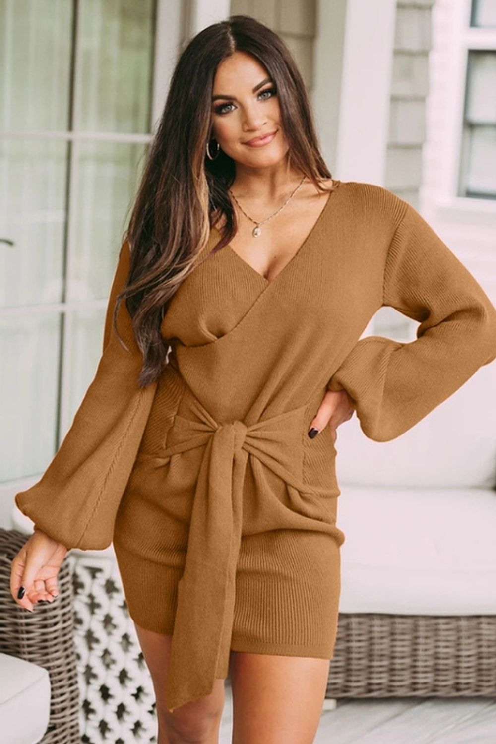 Long-Sleeved V-Neck Tie Solid Color Dress