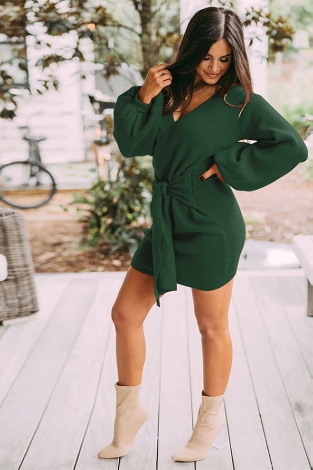 Long-Sleeved V-Neck Tie Solid Color Dress