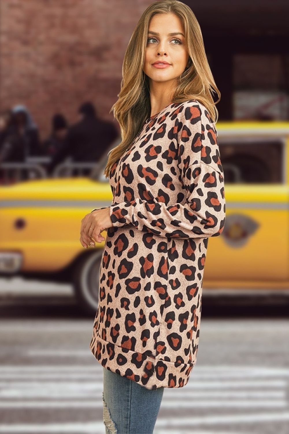 Round Neck Leopard Print Bottoming Shirt