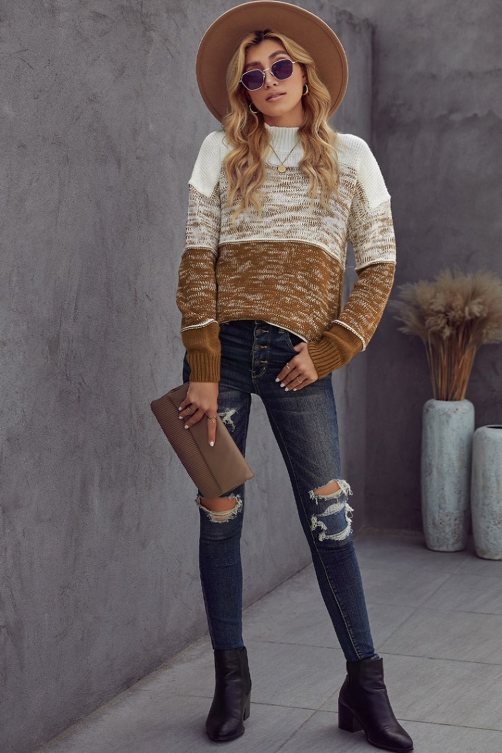 Contrast Round Neck Pullover