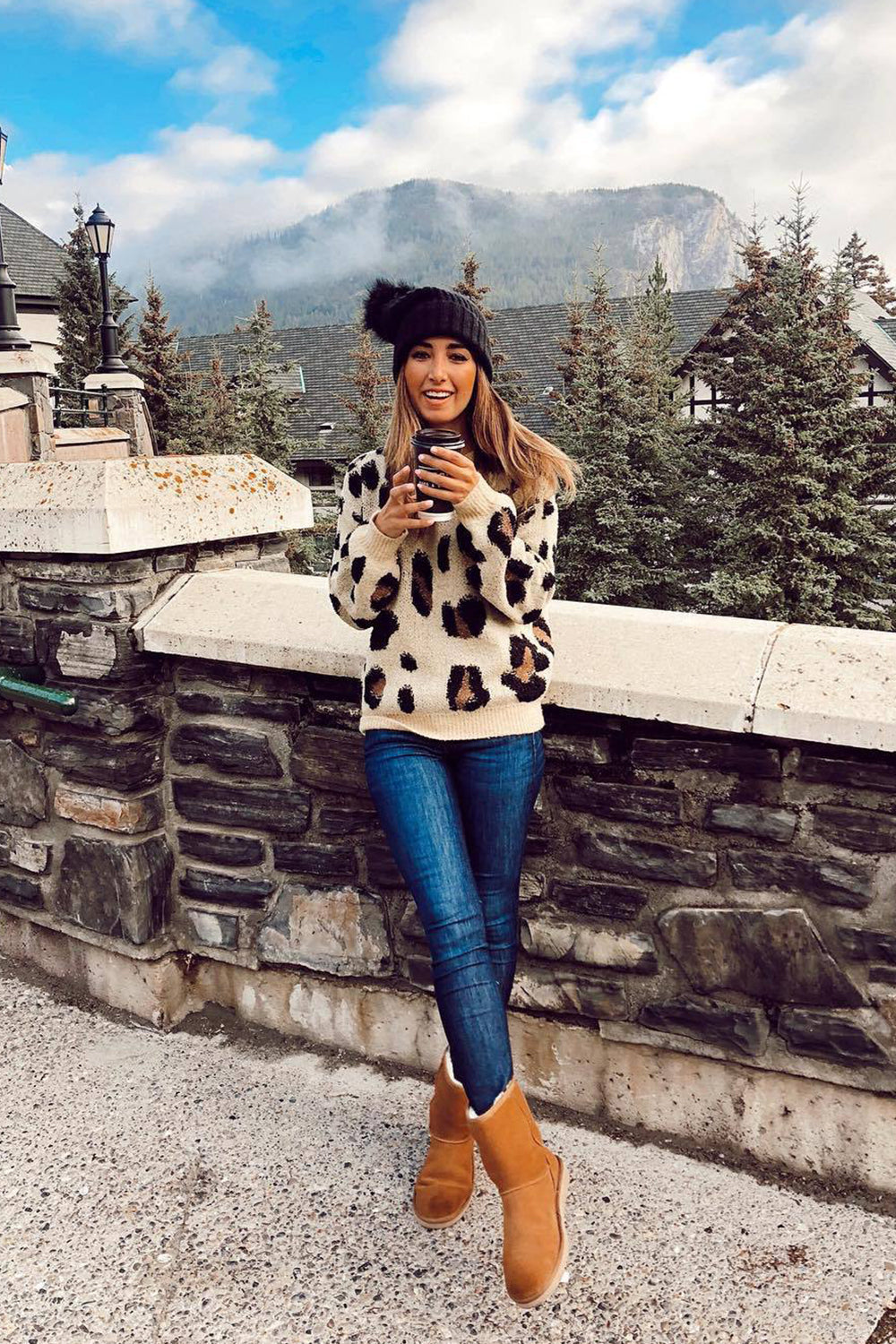 Leopard Round Neck Pullover Sweater