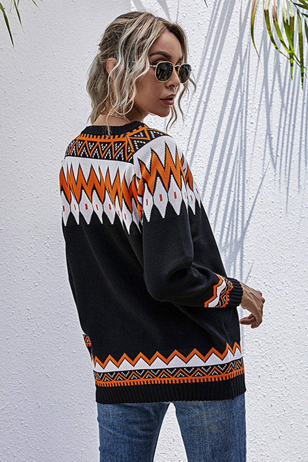 Loose Contrast Color Pullover V-neck Sweater