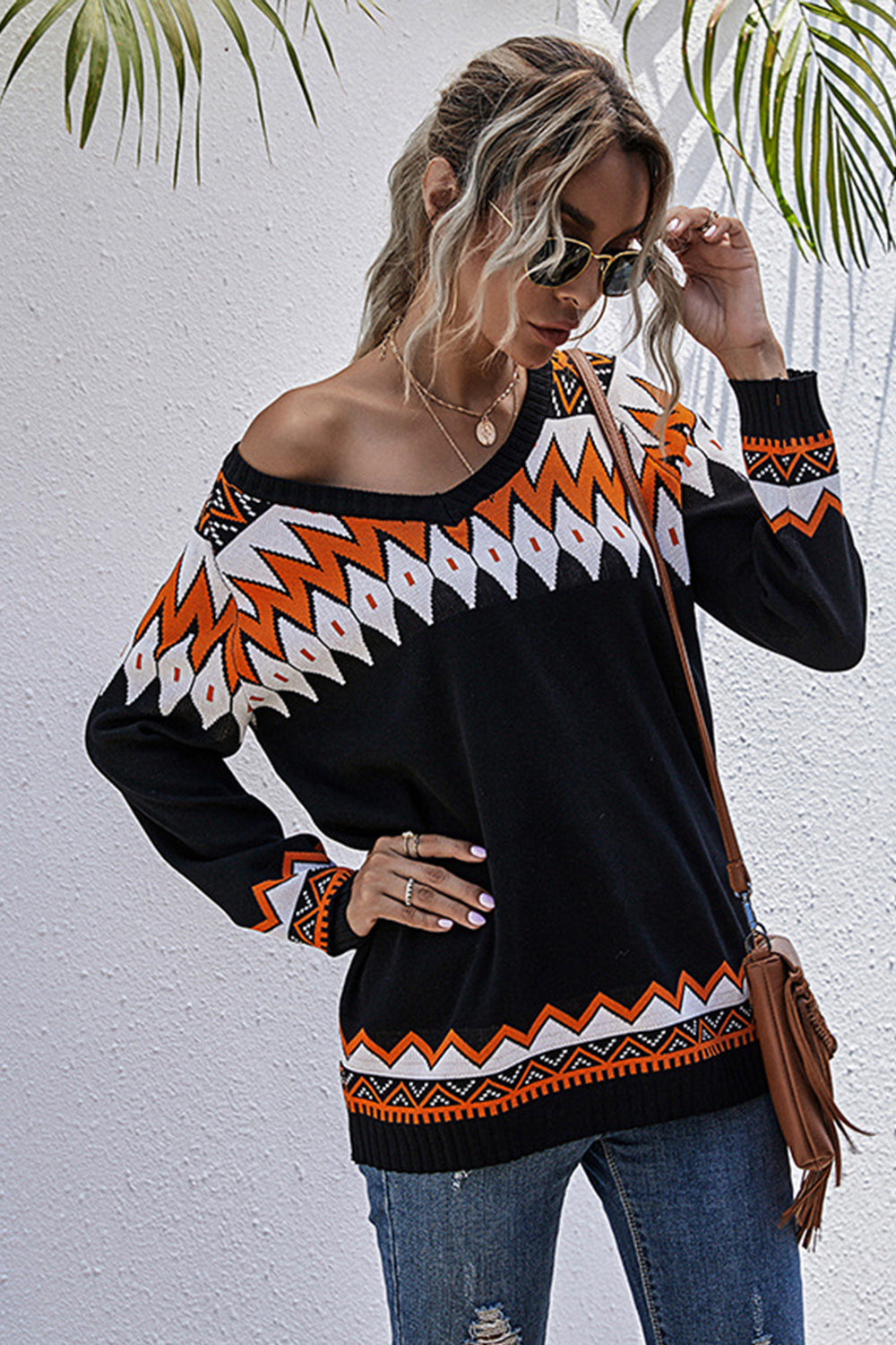 Loose Contrast Color Pullover V-neck Sweater