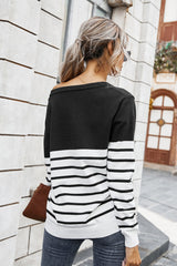 V-neck Striped Pullover