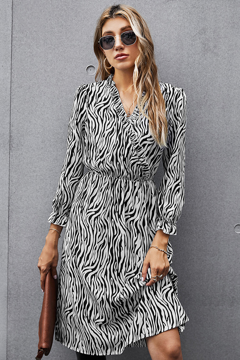 V-neck Print Waist Dress