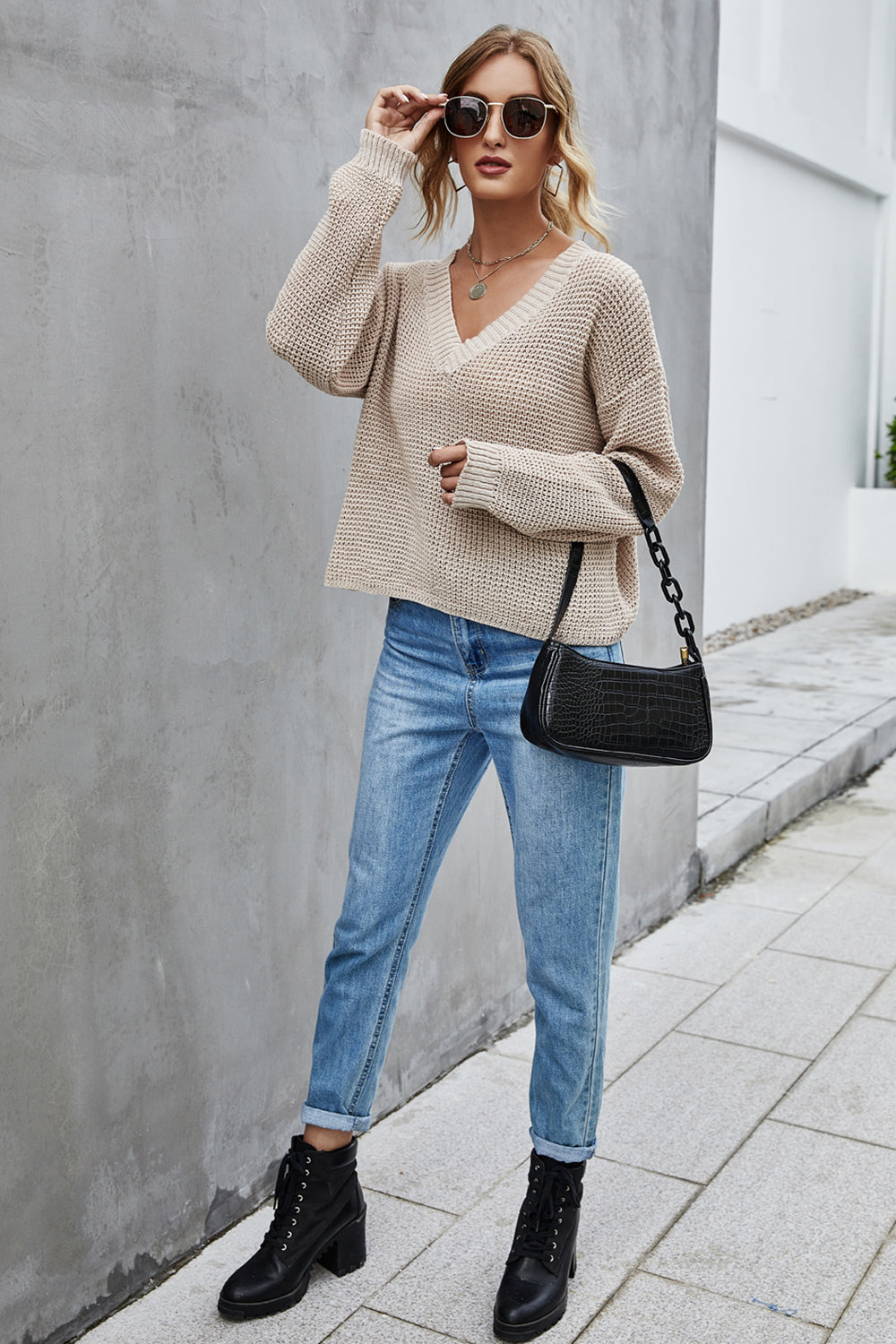 V-Neck Knitted Pure Color Base Shirt