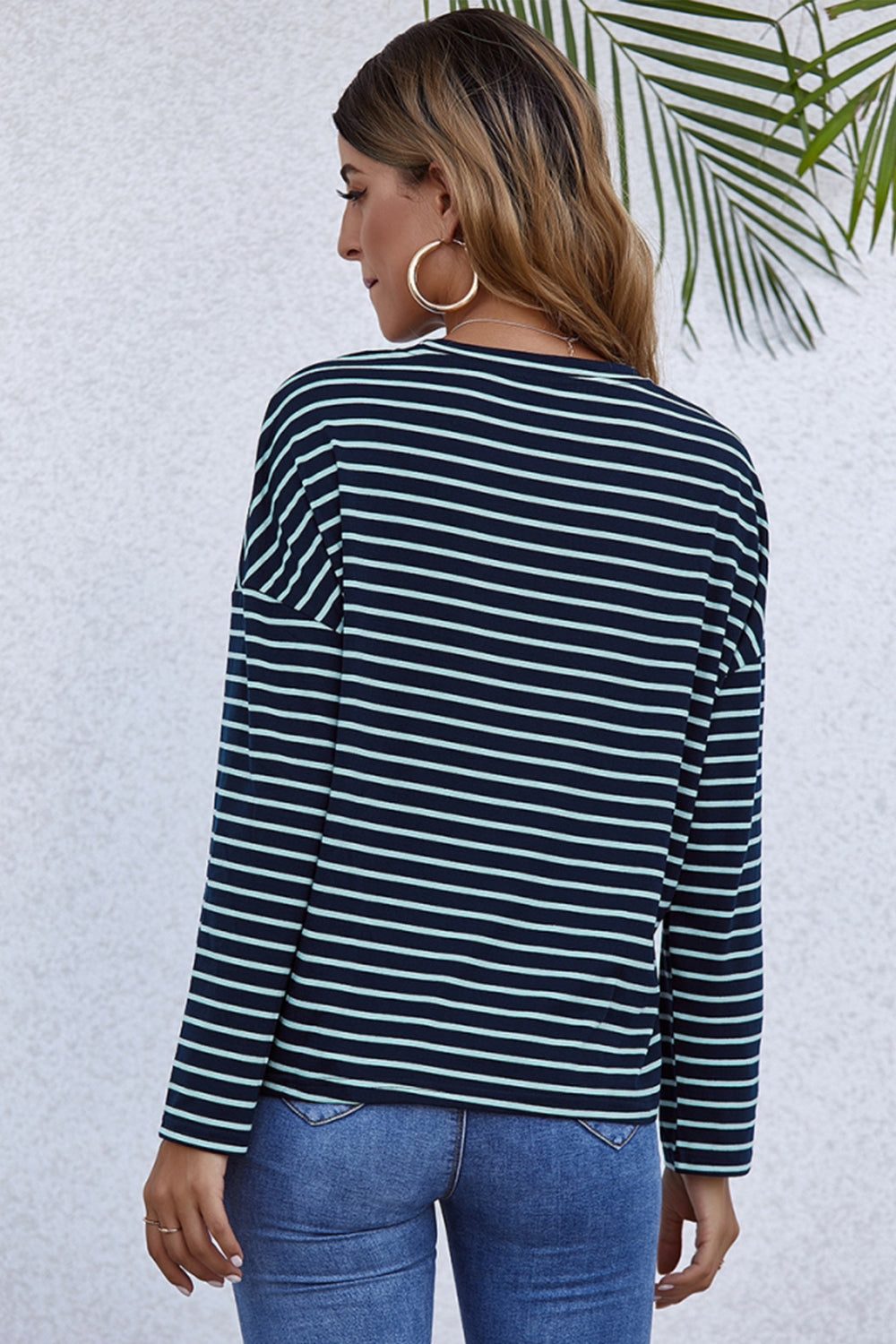 Long-Sleeve Loose Round Neck Striped T-shirt
