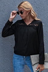 Loose Hollow Out V-Neck Base Shirt