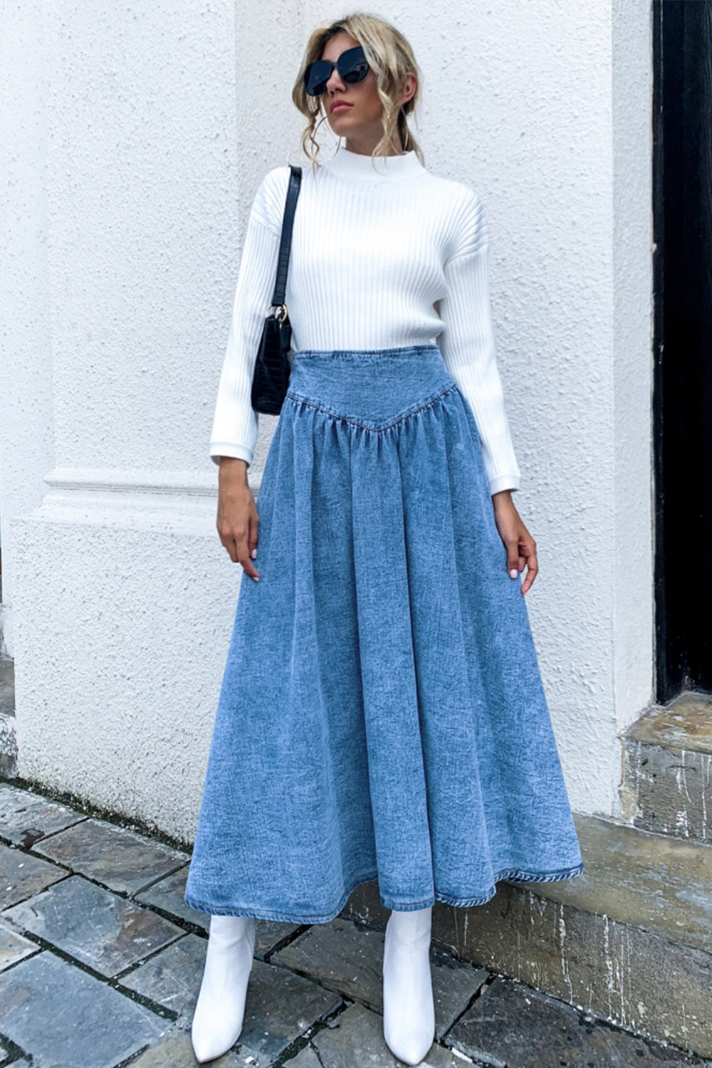 Tucked Waist Swinging Denim Skirt