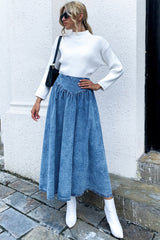 Tucked Waist Swinging Denim Skirt