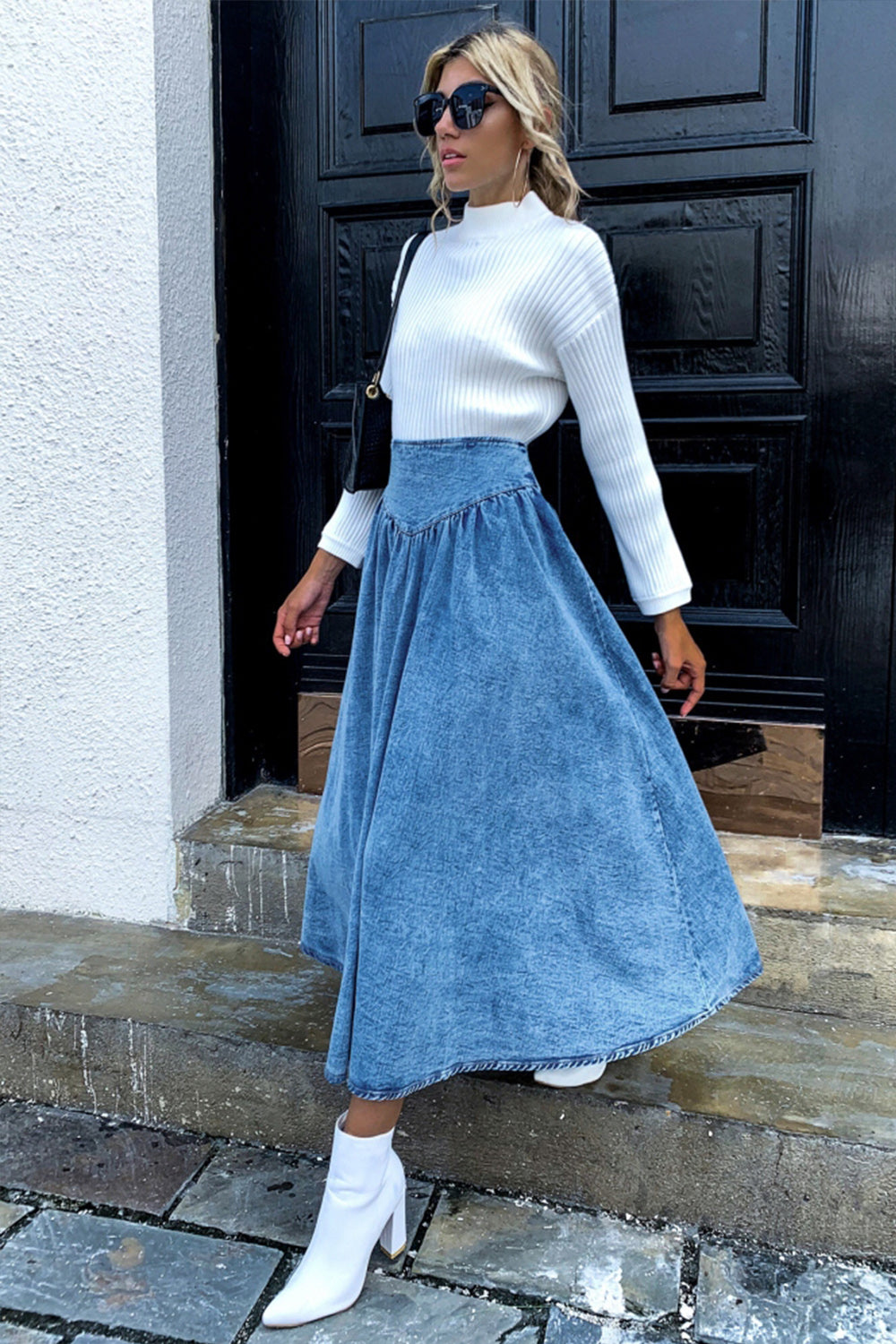 Tucked Waist Swinging Denim Skirt