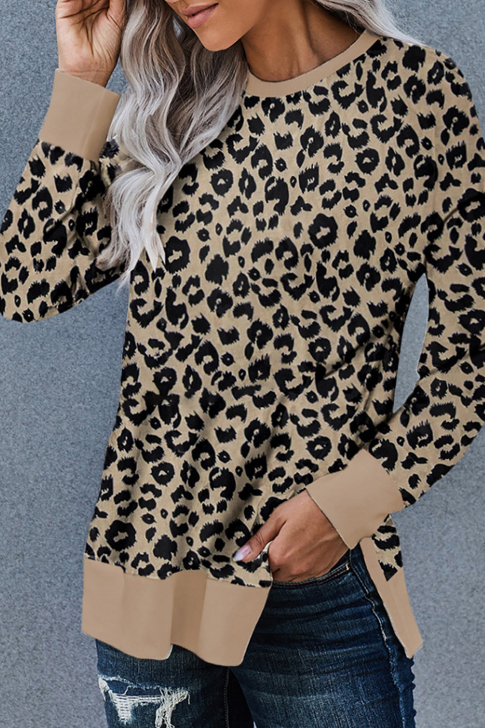 Leopard Print Round Neck Hem Split Top