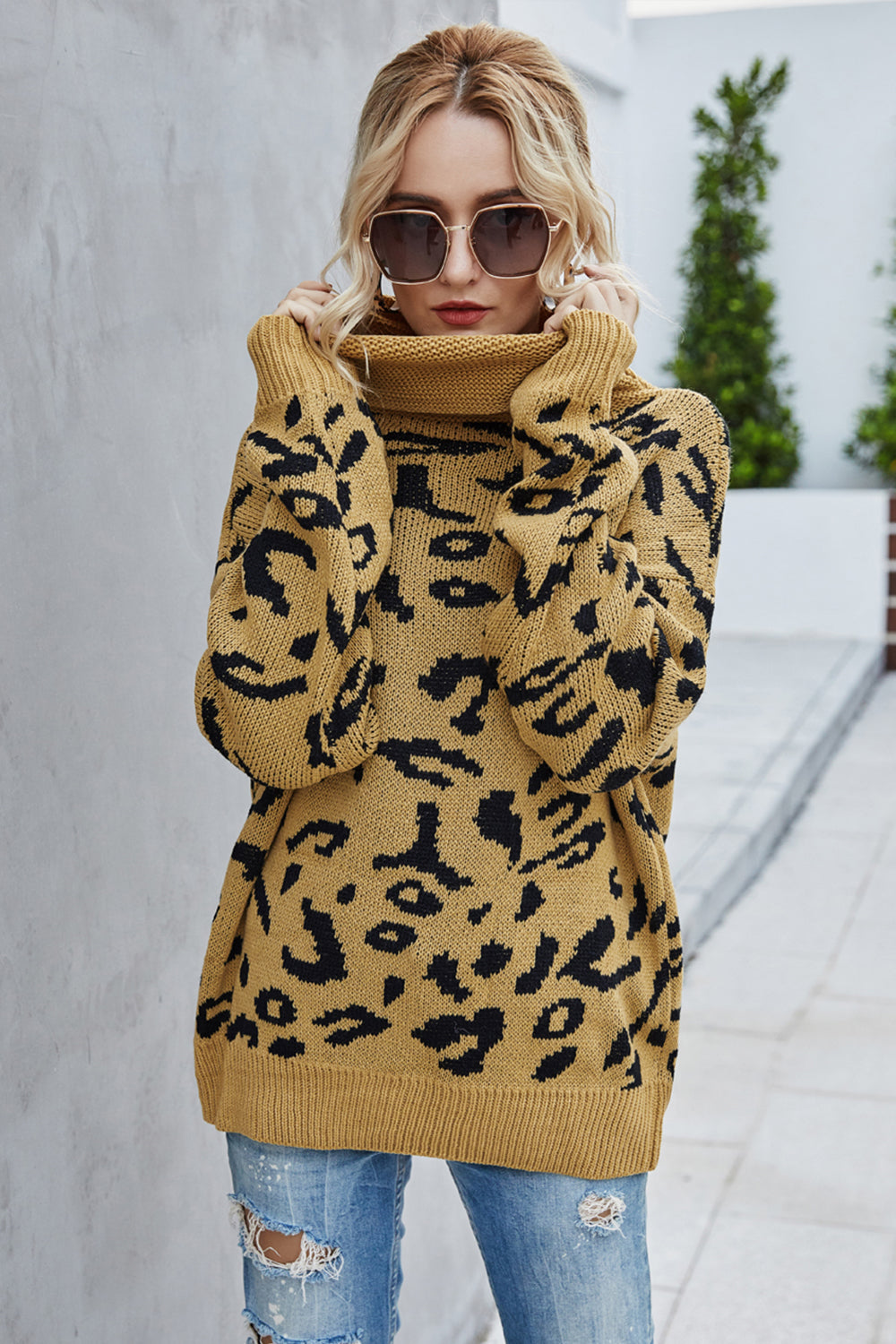 Loose Leopard Print Turn-Down Collar Sweater