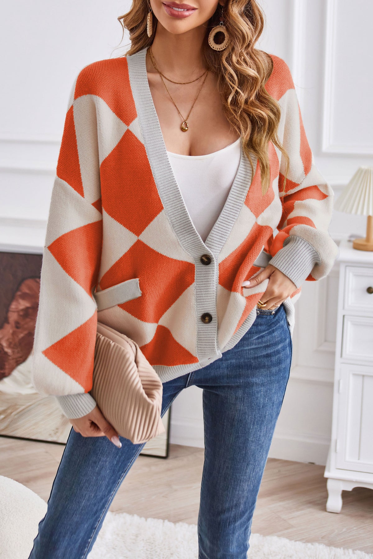 V-neck geometric patchwork contrasting knitted cardigan