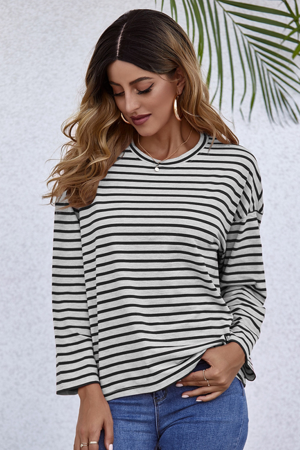 Long-Sleeve Loose Round Neck Striped T-shirt