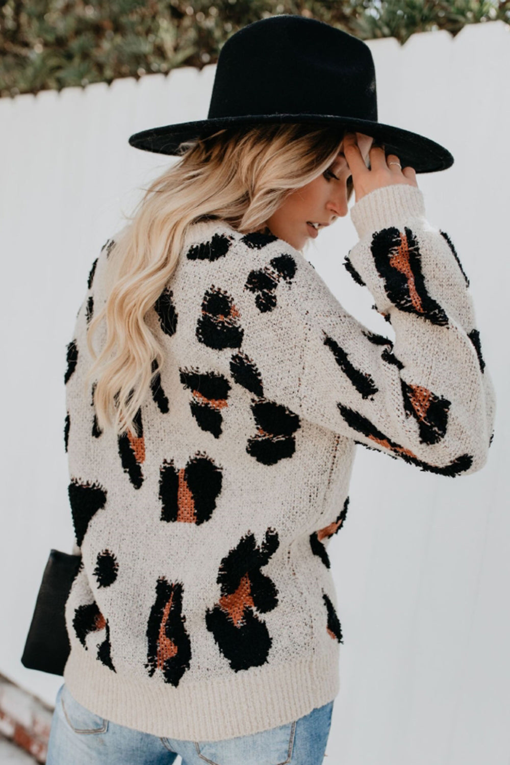 Leopard Round Neck Pullover Sweater