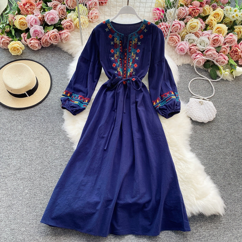Long Sleeve Bandage Bress Vintage Floral Embroidery Dress