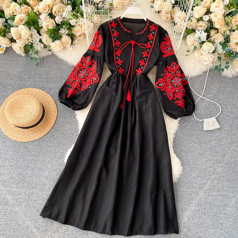 Bohemian Embroidered Flower Lantern Sleeve High Waist Pleated Dress