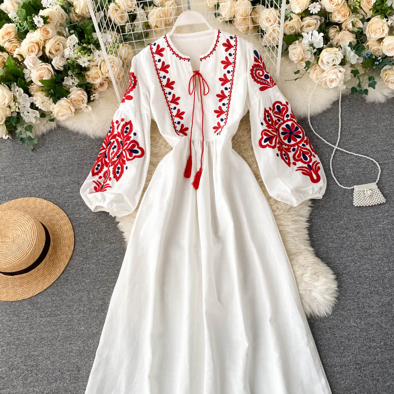 Bohemian Embroidered Flower Lantern Sleeve High Waist Pleated Dress