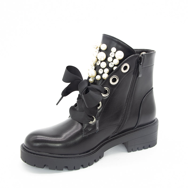 Pearl Ribbon Decorated Black Ankle Boots