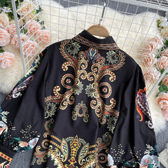 Retro Totem Printing Lantern Sleeve Blouse