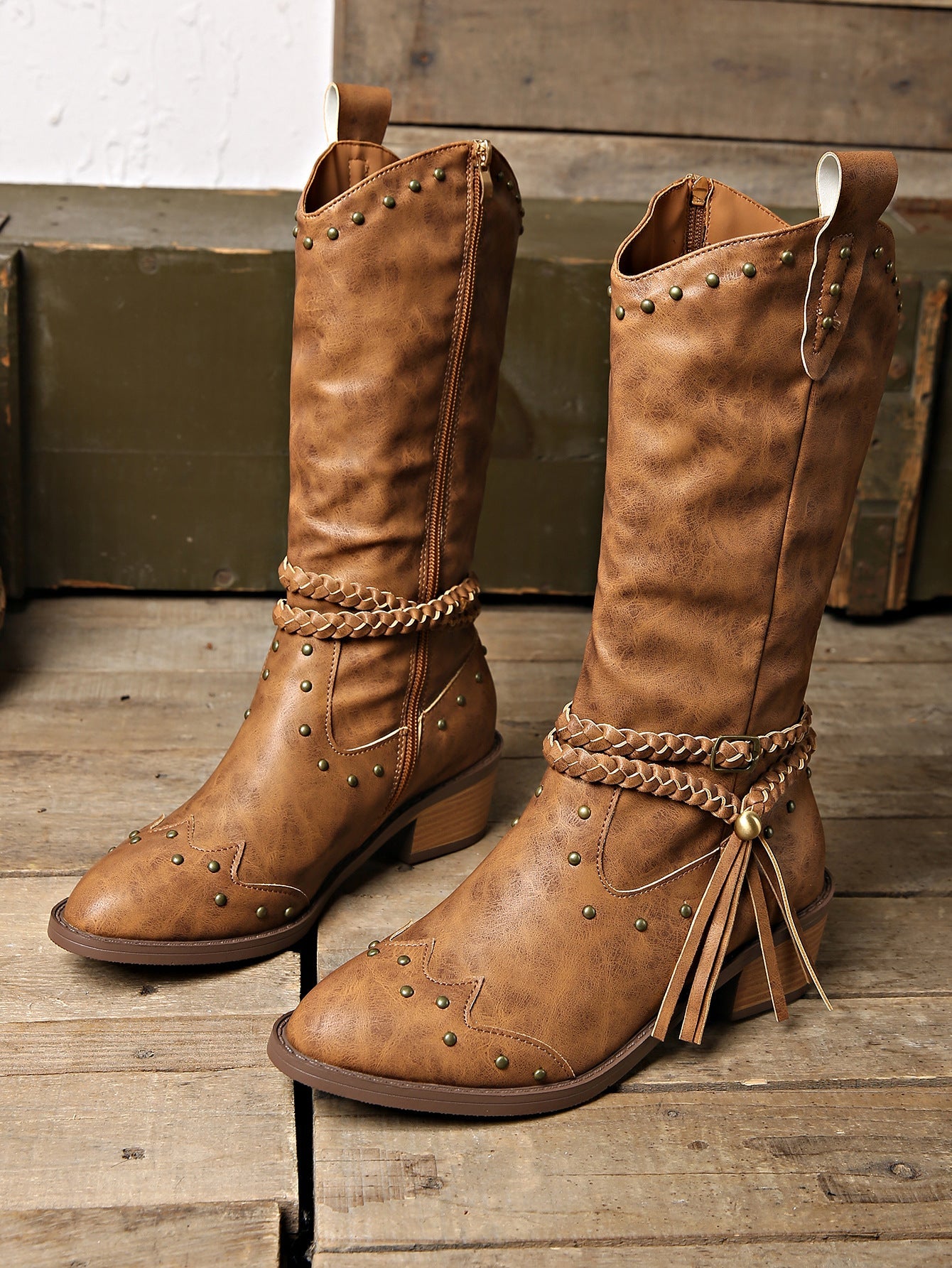 Rivet belt buckle tassel mid-calf Martin boots