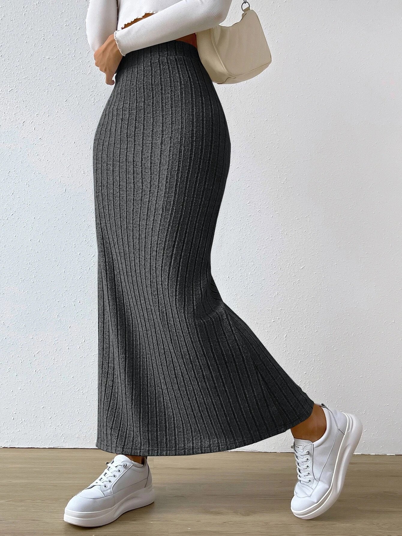 CozyKnit High-waisted slim-fitting side slit knitted long skirt