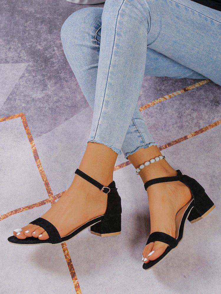 One-buckle low block heel sandals