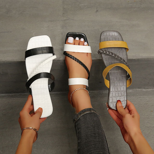 Colorblock Cross Strap Flat Slippers