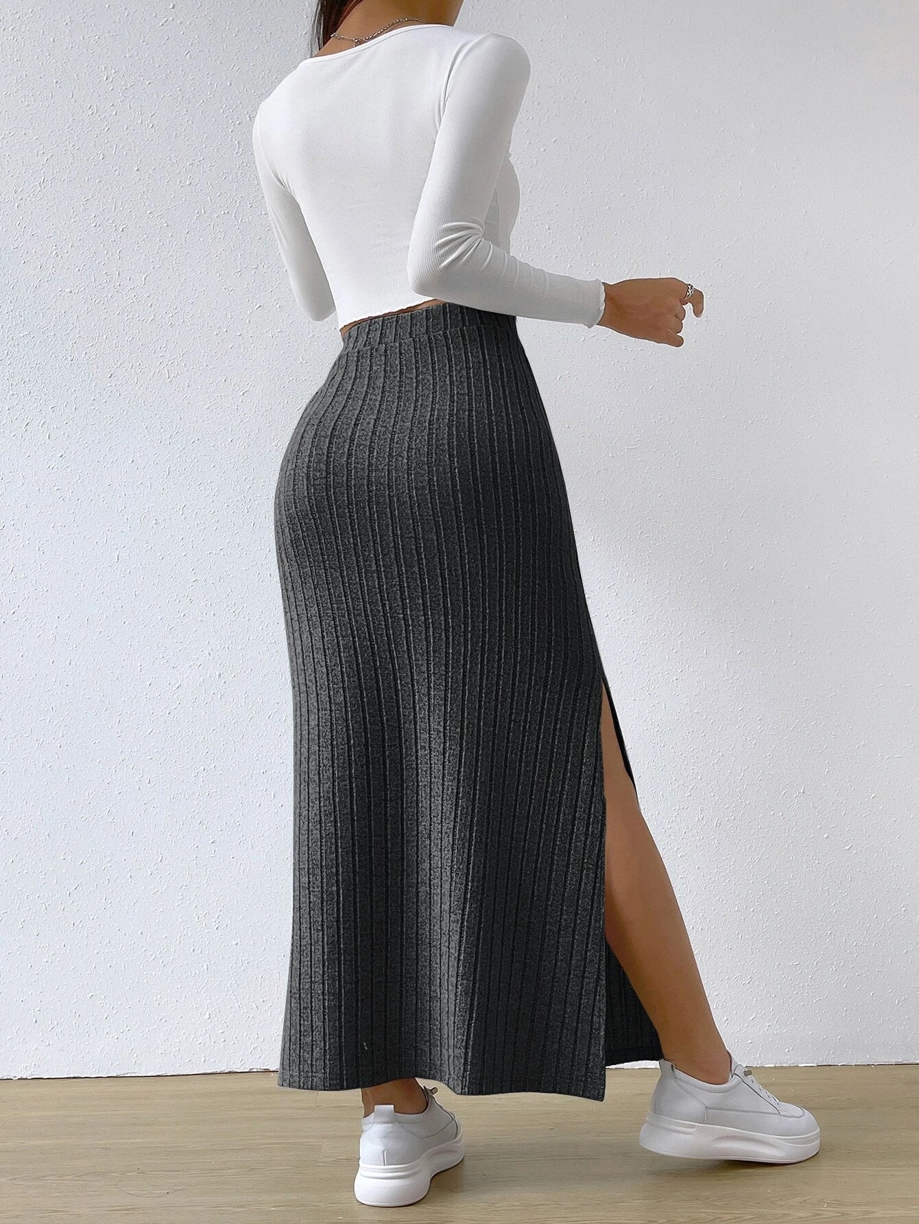 CozyKnit High-waisted slim-fitting side slit knitted long skirt