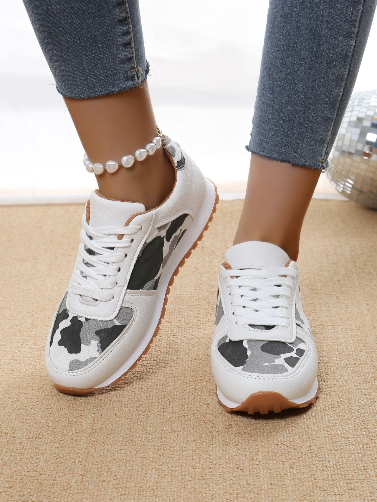 Ribbed Sole Camouflage Lace-up Casual Sneakers