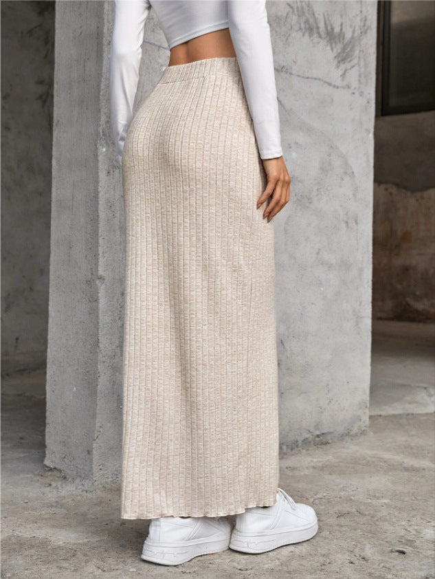 CozyKnit High-waisted slim-fitting knitted skirt