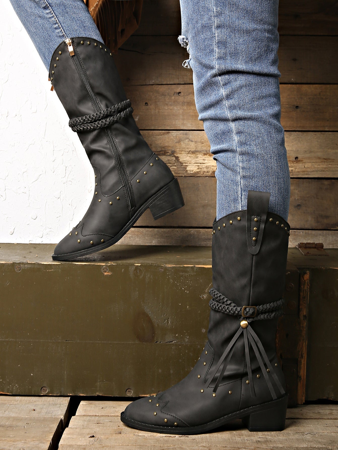 Rivet belt buckle tassel mid-calf Martin boots