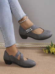 Round-toe Velcro Pearl Mid-heel Pumps