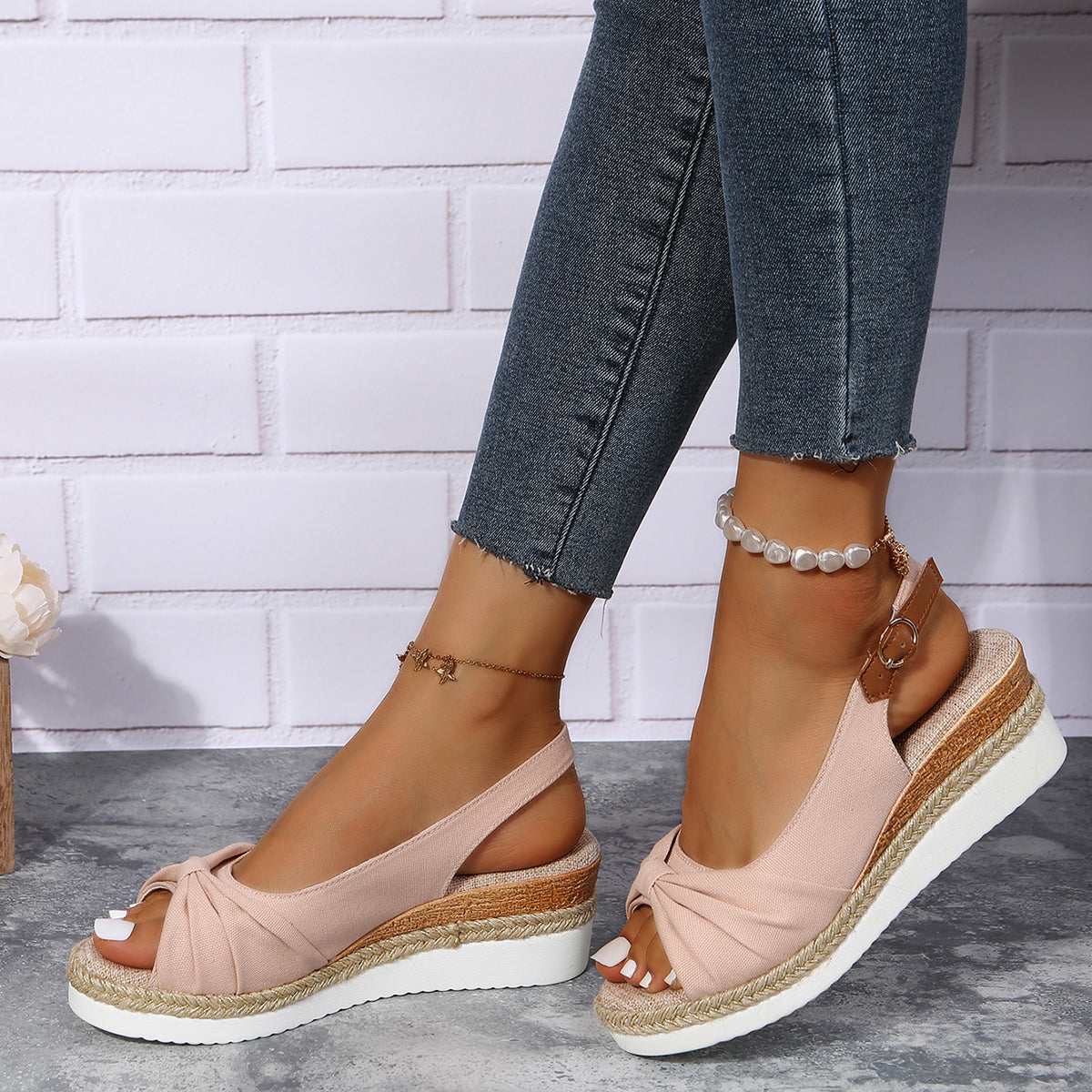 Lightweight Buckle Peep Wedges Sandals