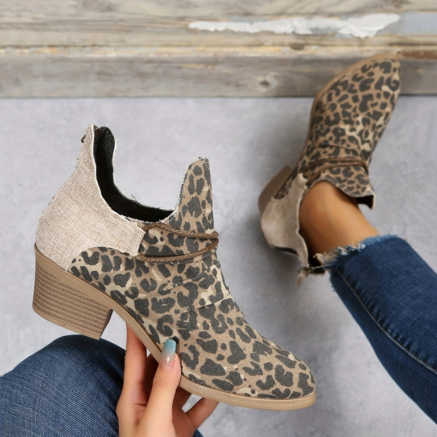 Rough canvas pointed toe leopard boots