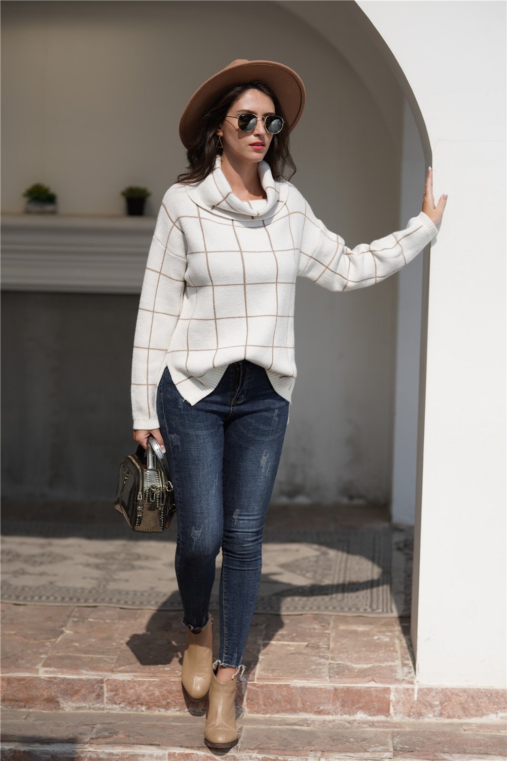 Chic Turtleneck Loose Plaid Sweater