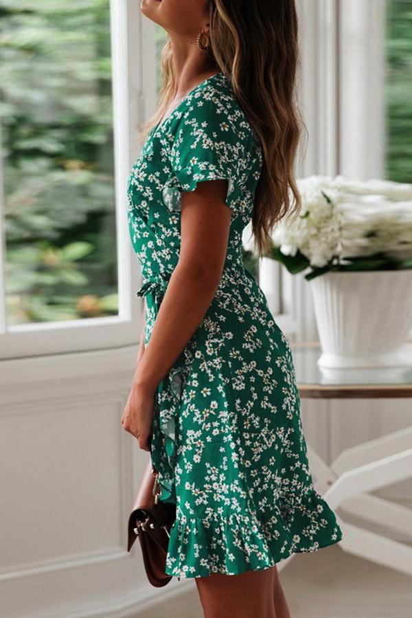 Chiffon A-line V-colar Dress