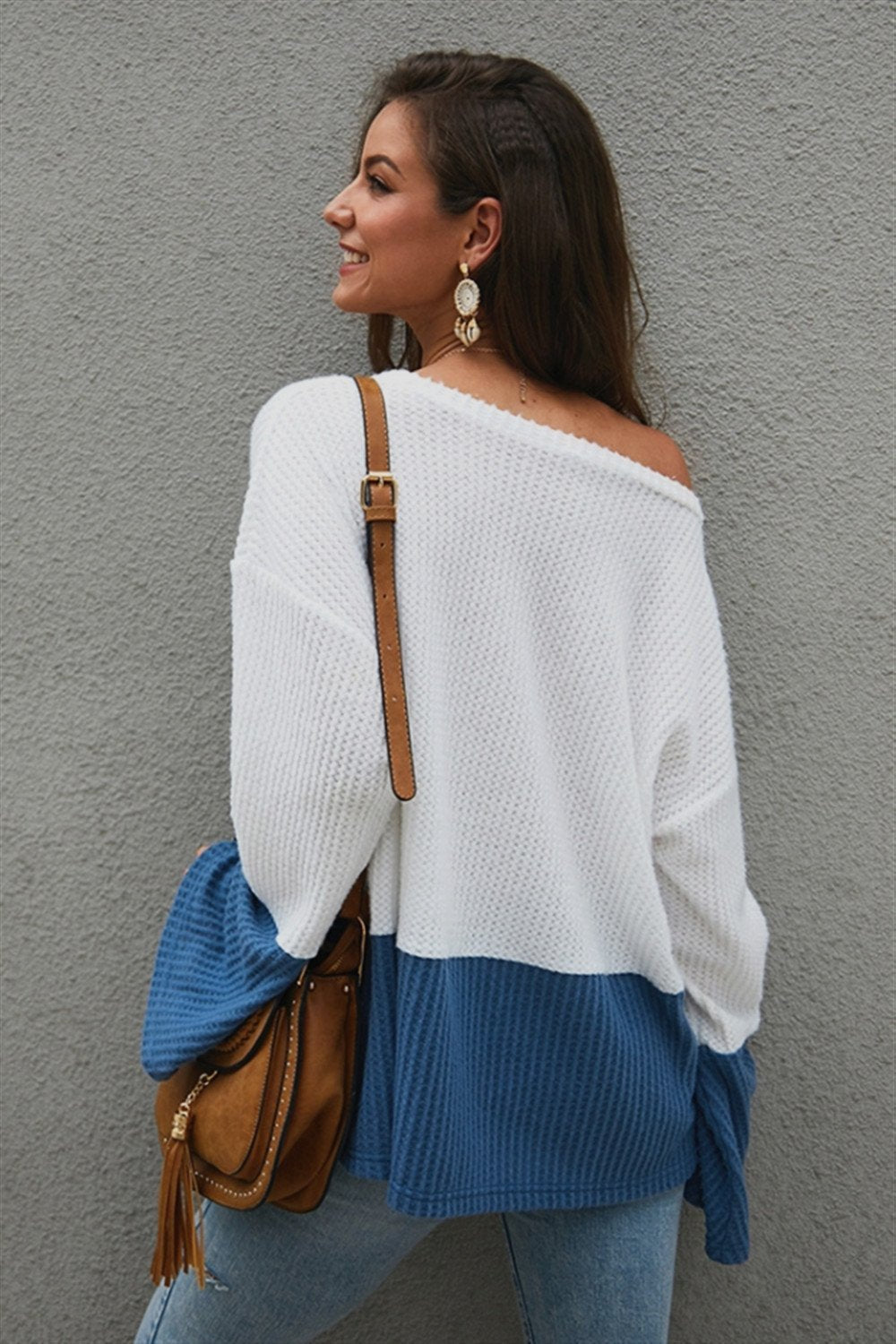 Color Block Flare Sleeve Loose Sweater