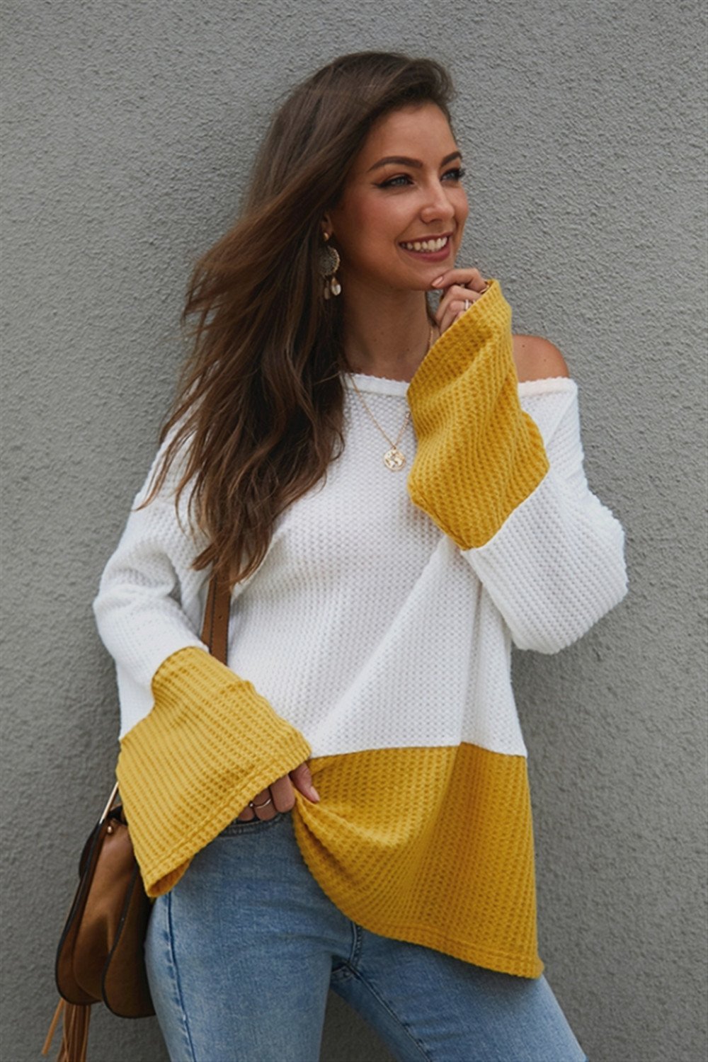 Color Block Flare Sleeve Loose Sweater