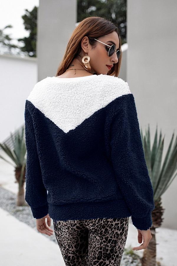 Color Block Round Neck Plush Sweatshirt