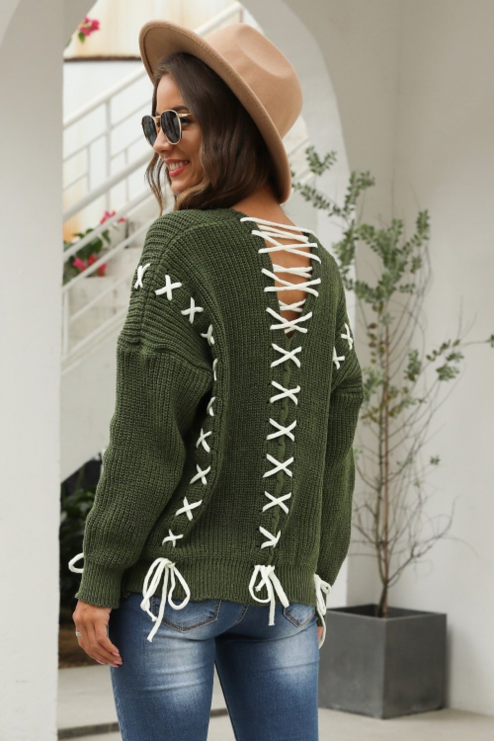 Cross Tie Loose Knit Pullover