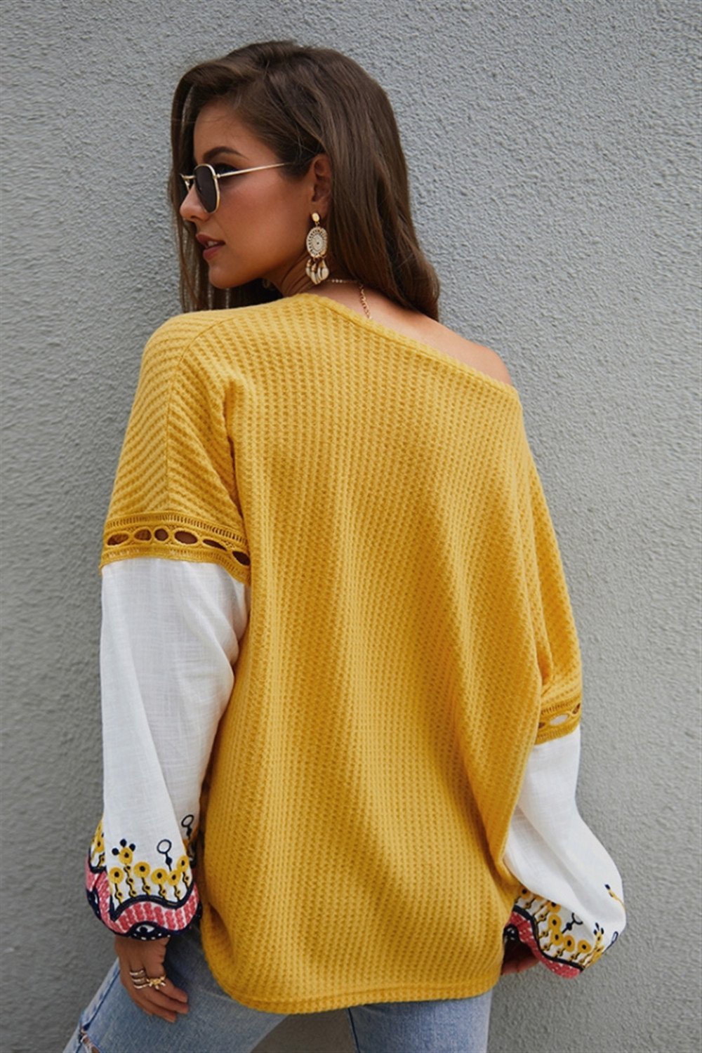 Embroidery Lantern Sleeve Loose Sweater