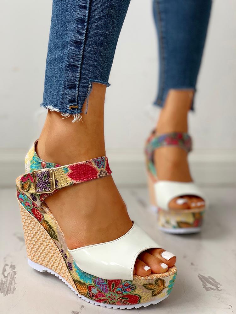 Sandalias de cuña con plataforma y punta abierta con diseño floral