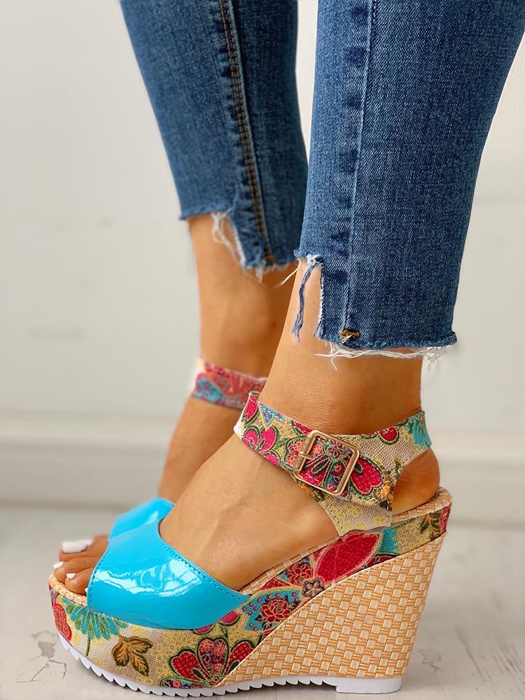 Sandalias de cuña con plataforma y punta abierta con diseño floral