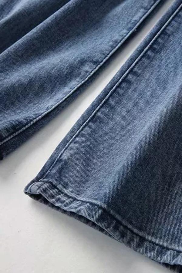 Leisure Buttons Straight Jeans